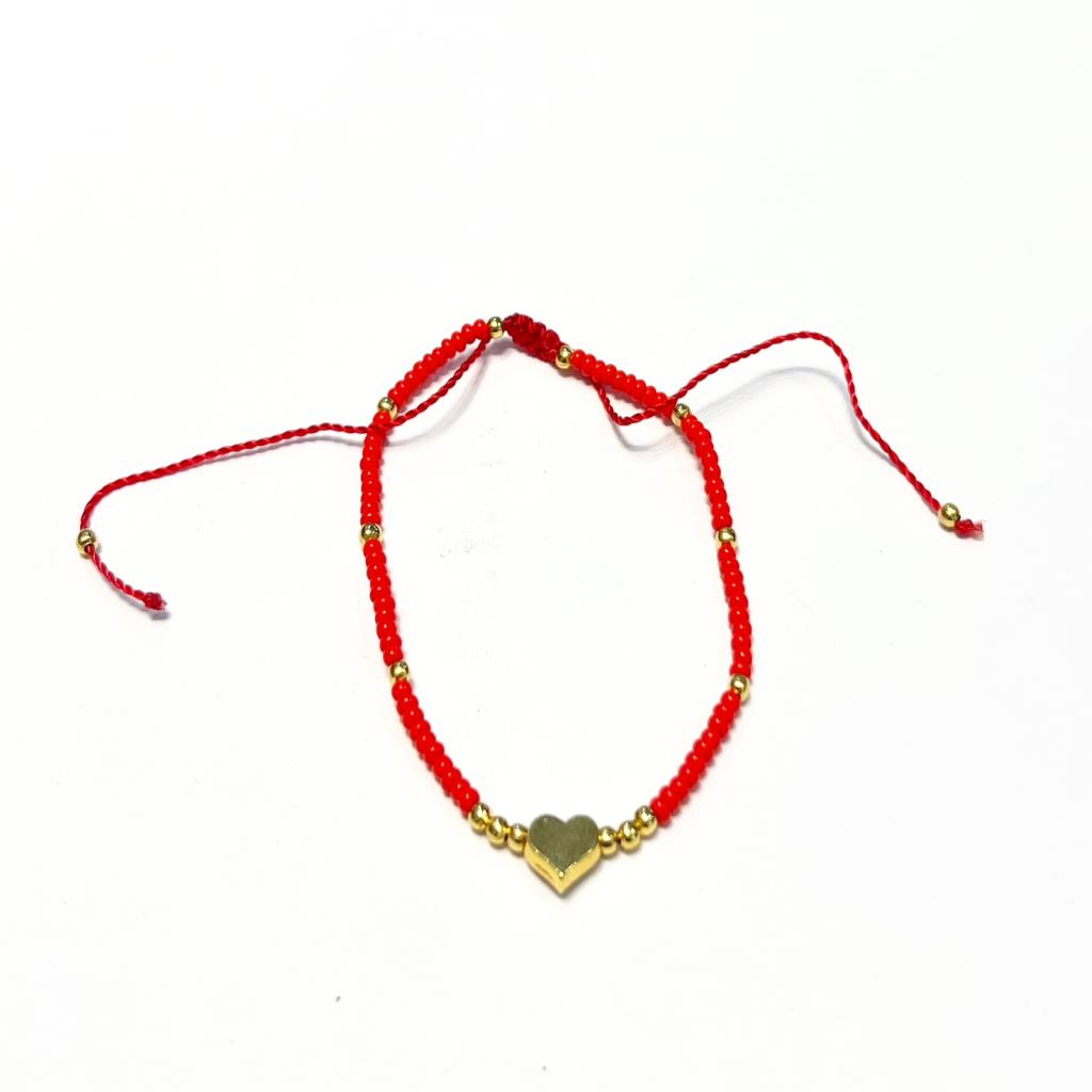 PULSERA DE CHAQUIRA ROJA CON CORAZON CHAPA DE ORO 18K